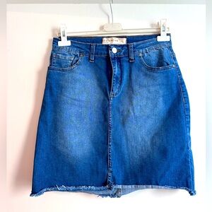 Jean skirt. Size 30.
